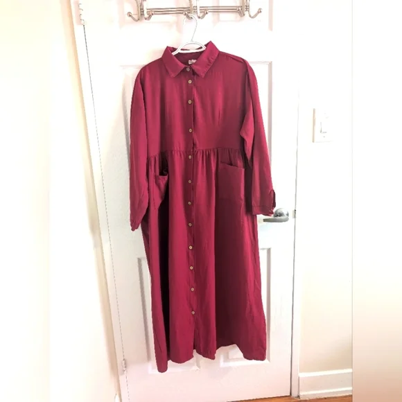 Elegant Long Sleeve Burgundy Dress - Picture 2 of 9